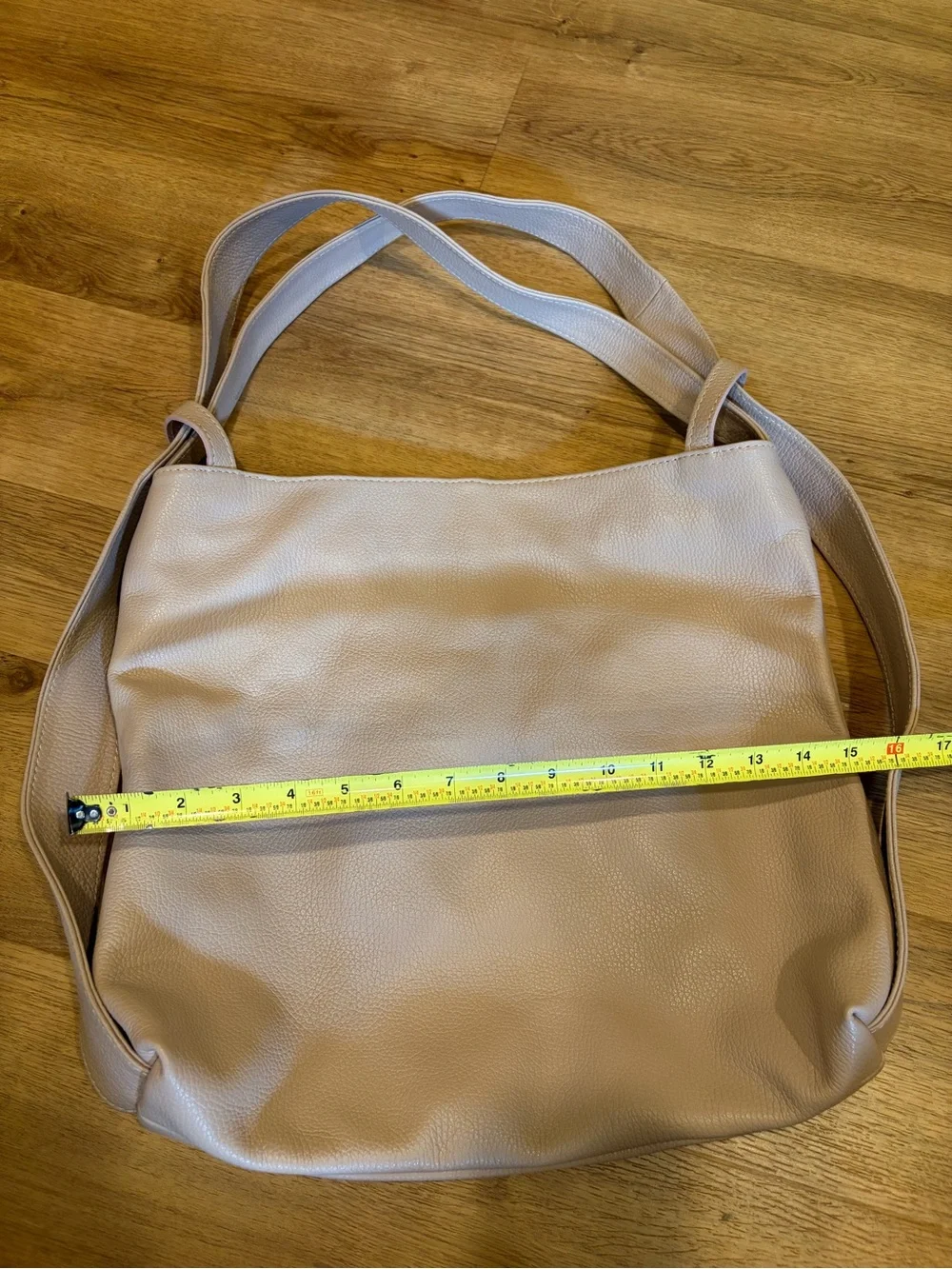 Vera Pelle Pebbled Light Taupe Shoulder Tote